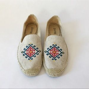 MOVING SALE!! Embroidered Soludos Espadrilles sz 6